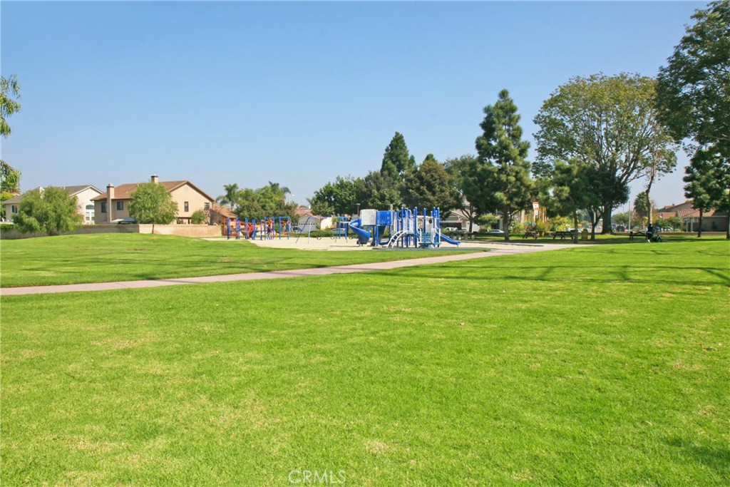 https://media.crmls.org/medias/ea74da92-b68c-434e-8393-021e9d6ccbdd.jpg?preset=X-Large