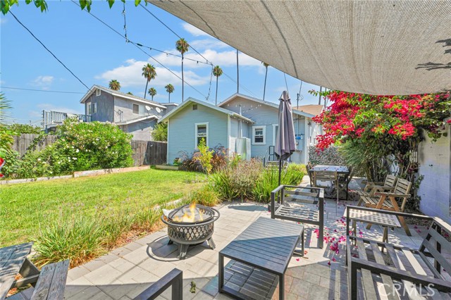 3819 3rd Avenue, Los Angeles, California 90008, 3 Bedrooms Bedrooms, ,1 BathroomBathrooms,Single Family Residence,For Sale,3rd,SR24177242