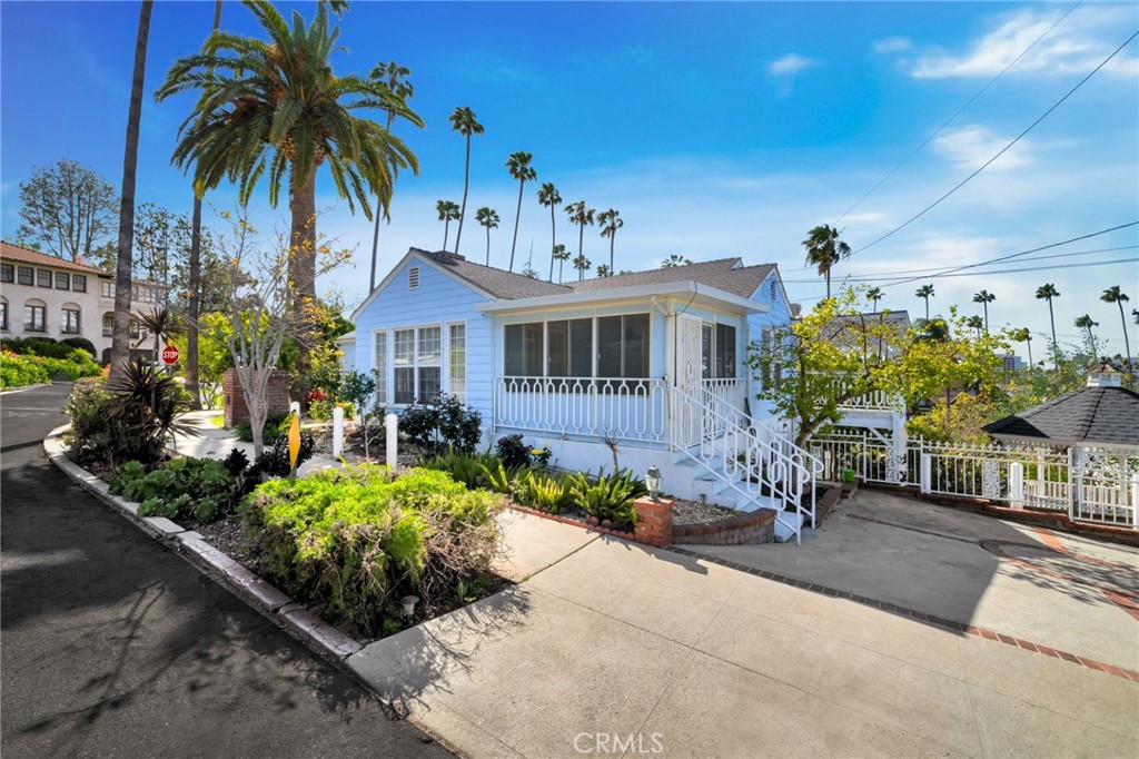 1521 N Columbus Avenue Glendale img 41