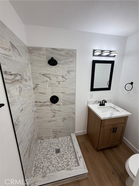 Detail Gallery Image 12 of 27 For 13508 Benfield, Norwalk,  CA 90650 - 4 Beds | 3 Baths