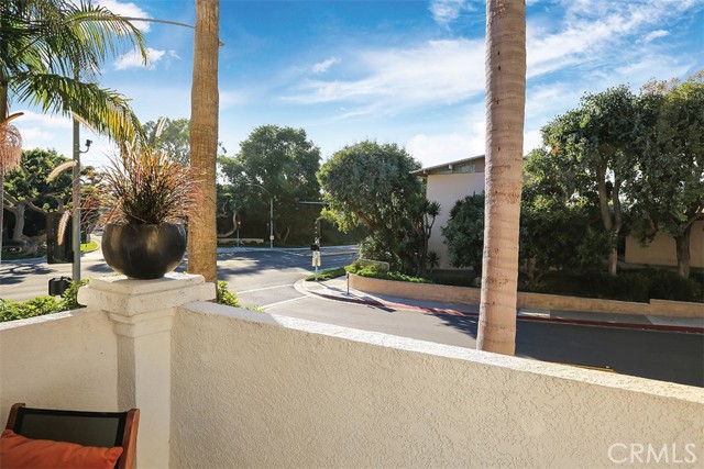 Detail Gallery Image 30 of 37 For 497 Morning Canyon Rd #6,  Corona Del Mar,  CA 92625 - 2 Beds | 2 Baths