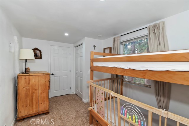 687 Spring, Cedarpines Park CA: https://media.crmls.org/medias/ea76c442-7790-412b-9af7-9cca4ce5dac6.jpg