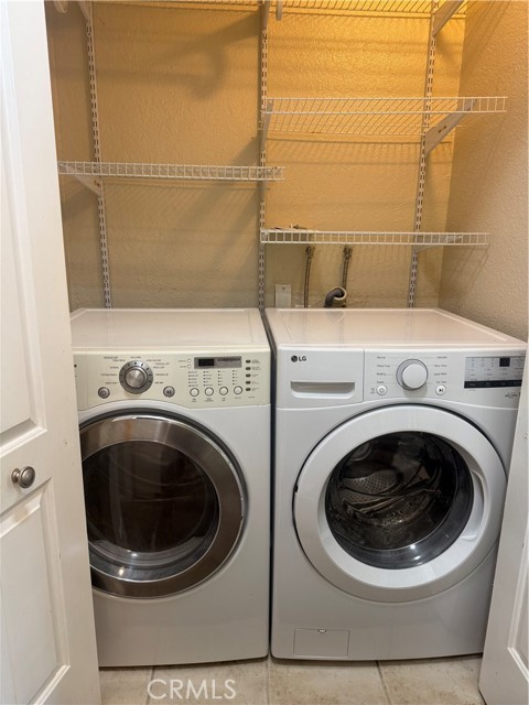 13110 Creek View Drive, Garden Grove CA: https://media.crmls.org/medias/ea76e869-4a23-4ebe-bb7f-81676a1799aa.jpg
