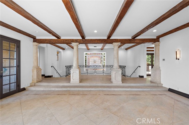 Detail Gallery Image 11 of 74 For 1316 Beverly Grove Pl, Beverly Hills,  CA 90210 - 5 Beds | 7/2 Baths