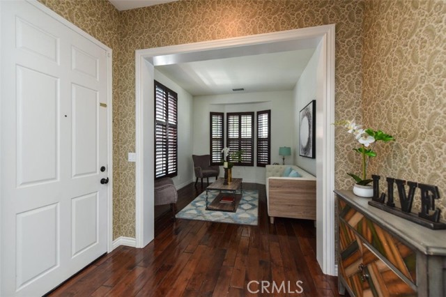 Detail Gallery Image 4 of 26 For 20 Larchwood, Irvine,  CA 92602 - 4 Beds | 3/1 Baths