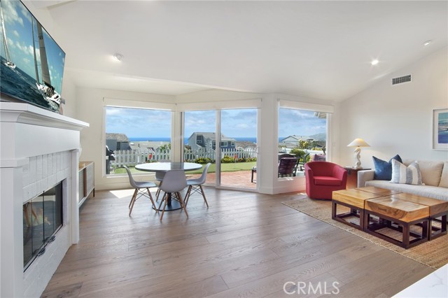 33721 Flying Jib Drive, Dana Point CA: https://media.crmls.org/medias/ea783bdb-b32d-43c5-aac8-d824a05d4343.jpg