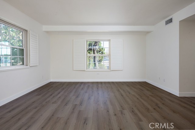 Detail Gallery Image 5 of 25 For 16701 Romar St, North Hills,  CA 91343 - 3 Beds | 2 Baths