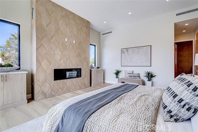 641 S Gertruda Avenue, Redondo Beach CA: https://media.crmls.org/medias/ea79b470-b364-4c73-b7fe-1589bf156837.jpg
