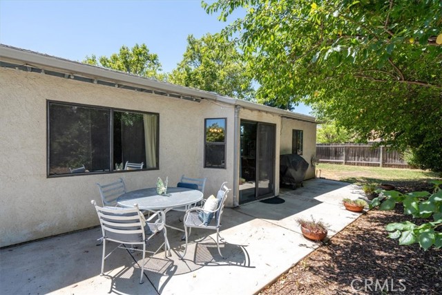 Detail Gallery Image 5 of 31 For 270 Quarterhorse Ln, Paso Robles,  CA 93446 - 3 Beds | 2 Baths