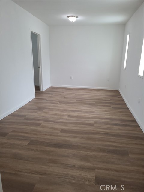 1800 S Ridgeley Drive, Los Angeles CA: https://media.crmls.org/medias/ea7b8b16-0423-471c-8d32-6de99135e7fd.jpg