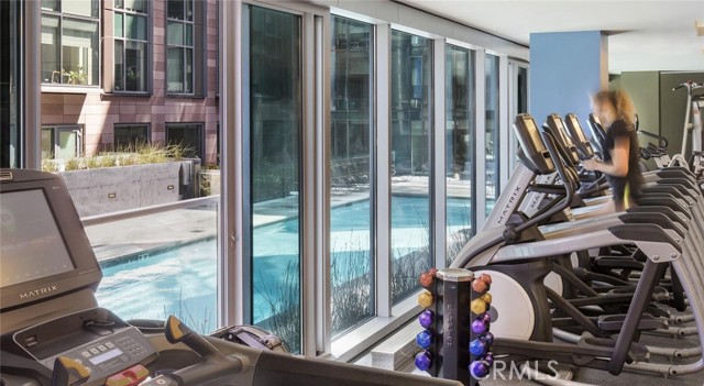 150 Van Ness Avenue, San Francisco CA: https://media.crmls.org/medias/ea7cfd42-4b92-4347-a448-0cb9d9cdbade.jpg