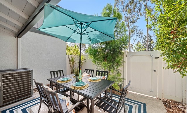 Image 11 of 42 For 6567 Woodburn Lane 7