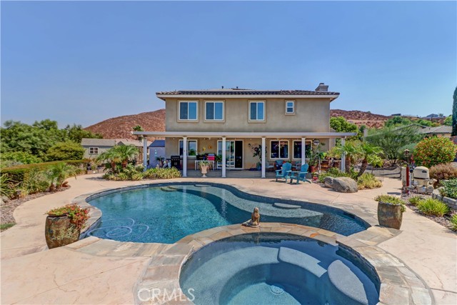 5433 Sunset Ridge Dr, Jurupa Valley, CA 92509