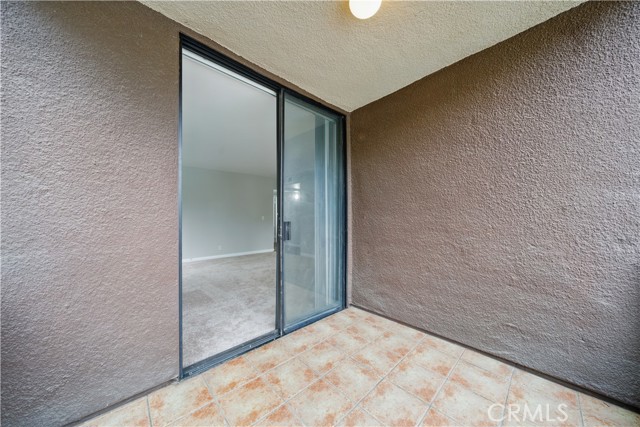 Detail Gallery Image 8 of 35 For 7826 Topanga Canyon Bld #218,  Canoga Park,  CA 91304 - 2 Beds | 2 Baths