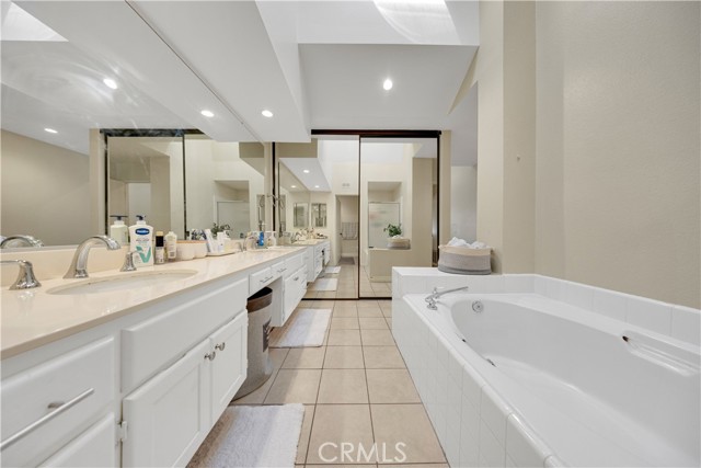 22915 Colombard Lane, Diamond Bar CA: https://media.crmls.org/medias/ea7f4cbb-8726-45c4-8cfc-5ed5dc751a9d.jpg