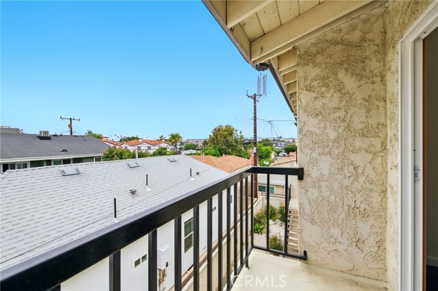 1217 W 168th Street, Gardena CA: https://media.crmls.org/medias/ea7f8cd0-7add-41ad-b84f-2de291d739a0.jpg