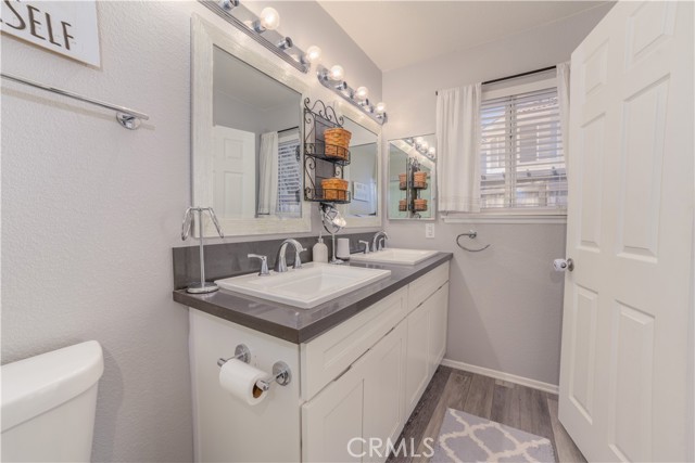 Detail Gallery Image 25 of 33 For 30134 Sierra Madre Dr, Temecula,  CA 92591 - 4 Beds | 2 Baths