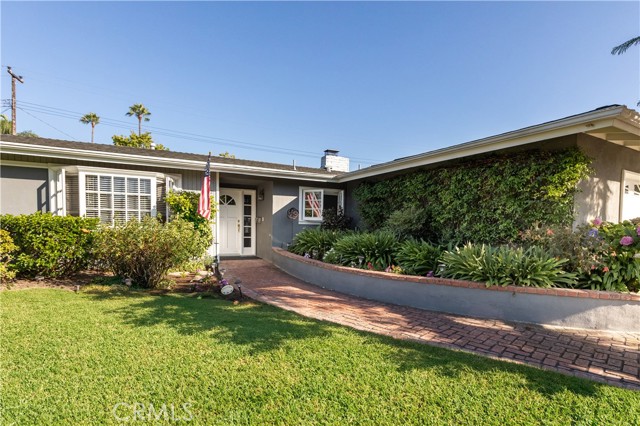Detail Gallery Image 3 of 39 For 2952 Pemba Dr, Costa Mesa,  CA 92626 - 3 Beds | 2 Baths