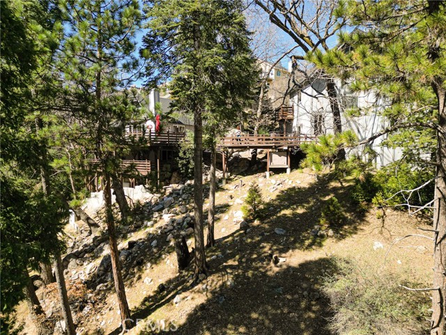 Detail Gallery Image 41 of 45 For 915 Trinity, Lake Arrowhead,  CA 92352 - 5 Beds | 3/1 Baths