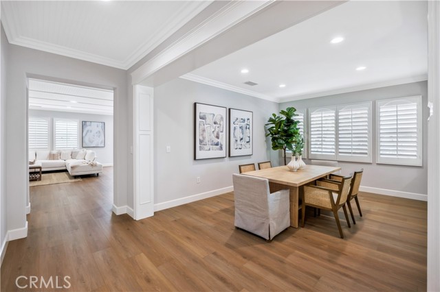 9 Whitford, Irvine CA: https://media.crmls.org/medias/ea819899-76ae-40db-bcc8-311767c3c266.jpg