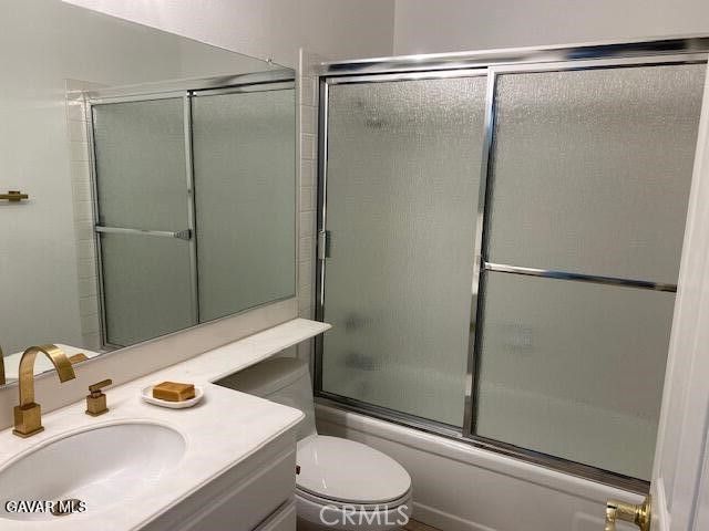 https://media.crmls.org/medias/ea82871b-fa8a-4e87-963e-60736a4e84ef.jpg?preset=X-Large