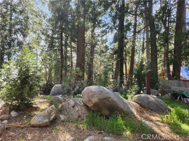 23913 Inspiration Road, Crestline CA: https://media.crmls.org/medias/ea838252-d779-4086-be4b-5f2073b6be6c.jpg