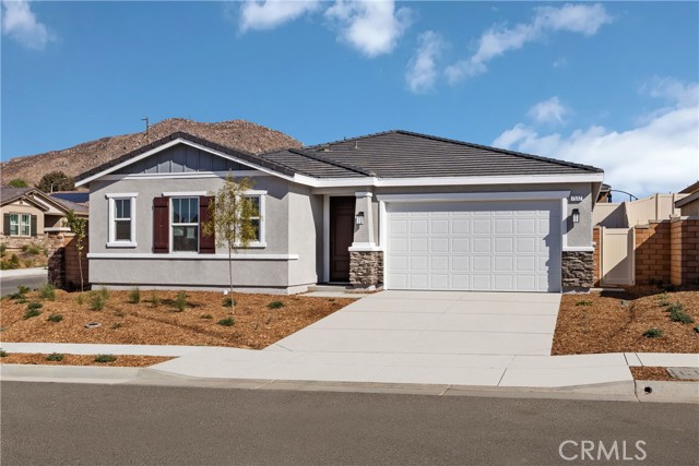 Detail Gallery Image 1 of 18 For 7532 Nectarsweet Dr, Riverside,  CA 92507 - 4 Beds | 2 Baths