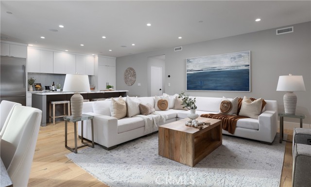 Detail Gallery Image 15 of 35 For 502 W Balboa Blvd, Newport Beach,  CA 92661 - 3 Beds | 3/1 Baths