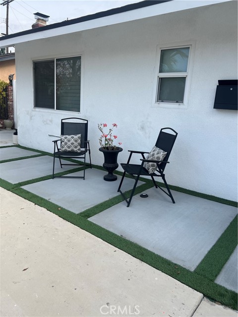 1744 N Mariposa Avenue, Ontario CA: https://media.crmls.org/medias/ea858a1a-65b3-4416-b65b-e21992051436.jpg