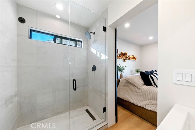 Detail Gallery Image 33 of 75 For 22269 Avenue San Luis, Woodland Hills,  CA 91364 - 5 Beds | 5/1 Baths