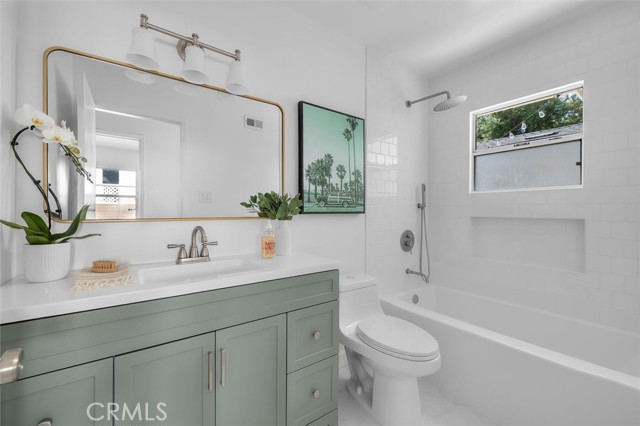 5545 Konya Drive, Torrance CA: https://media.crmls.org/medias/ea86a98f-a855-466a-853a-82a95c1b8ea7.jpg