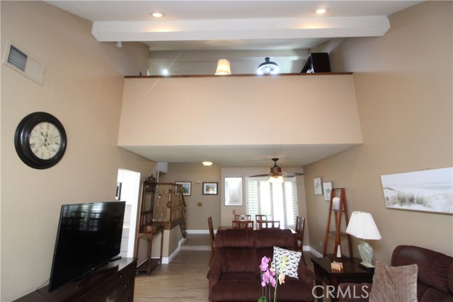 Detail Gallery Image 15 of 39 For 25215 Avenida Pacifica #44,  Lake Forest,  CA 92630 - 2 Beds | 2/1 Baths