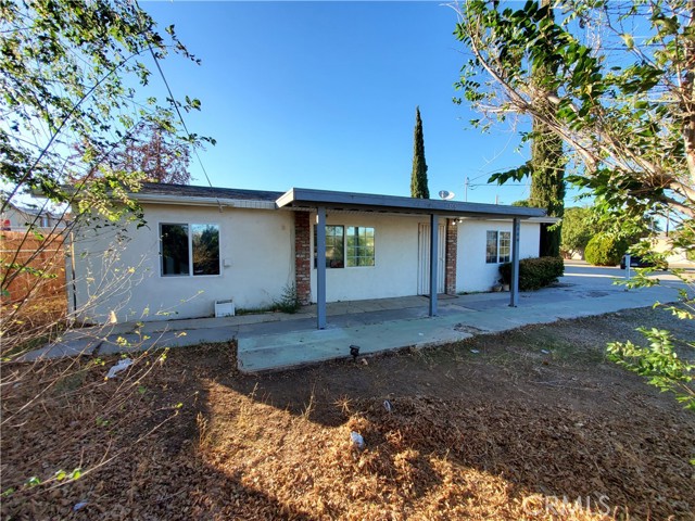 8550 C Avenue, Hesperia CA: https://media.crmls.org/medias/ea87eb49-661d-4f70-8c47-084935d25d5c.jpg