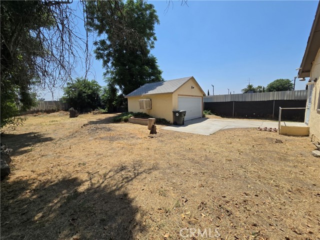 845 Preston Street, San Bernardino CA: https://media.crmls.org/medias/ea8850b0-64d9-4f4a-9847-5835ec357409.jpg