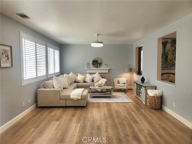 Image 17 of 72 For 26523 Starling Court