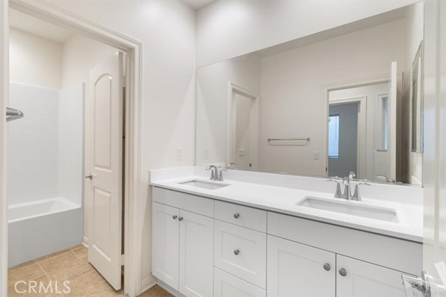 Detail Gallery Image 23 of 35 For 3126 E Painted Crescent, Ontario,  CA 91762 - 3 Beds | 2/1 Baths