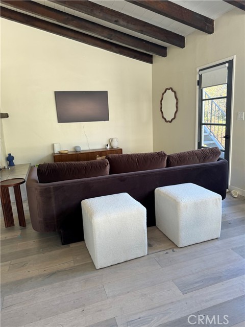 23715 Valley View Road, Calabasas CA: https://media.crmls.org/medias/ea88c9d9-bc58-49c0-8342-ff487a5d4a08.jpg