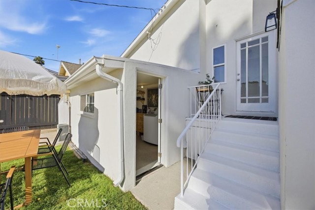 Detail Gallery Image 22 of 44 For 1826 10th St, Manhattan Beach,  CA 90266 - 3 Beds | 2 Baths