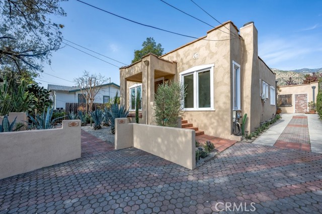 Detail Gallery Image 5 of 41 For 281 San Gabriel Ct, Sierra Madre,  CA 91024 - 4 Beds | 2 Baths