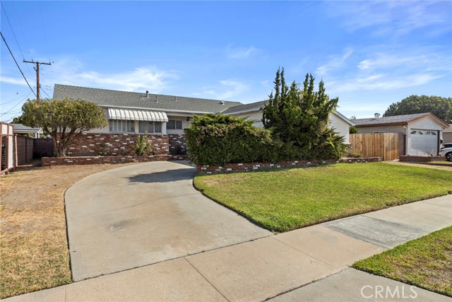 8575 Hemlock Way, Buena Park, CA 90620