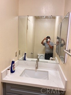 Detail Gallery Image 4 of 8 For 3810 W Valencia #D,  Fullerton,  CA 92833 - 2 Beds | 1/1 Baths