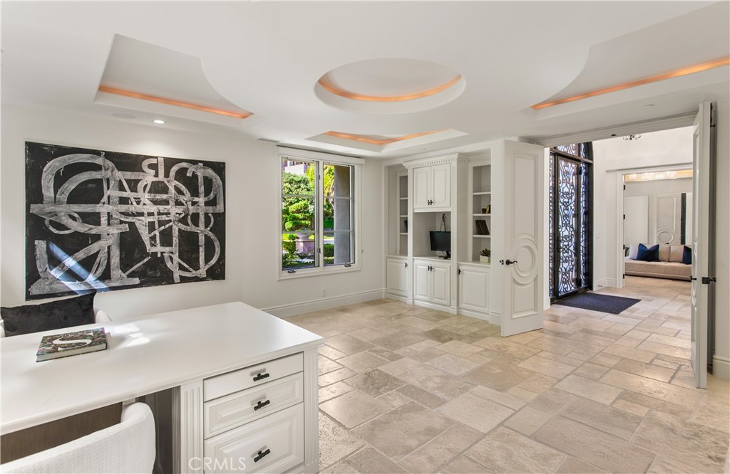 MLS #OC25234337 image #6