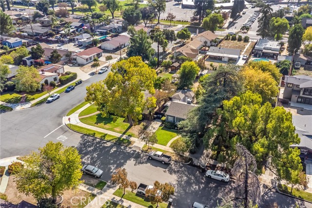 838 838 College Ave, Redlands CA: https://media.crmls.org/medias/ea8ccd12-e630-46e7-8ad4-be8c9d6f3ee7.jpg