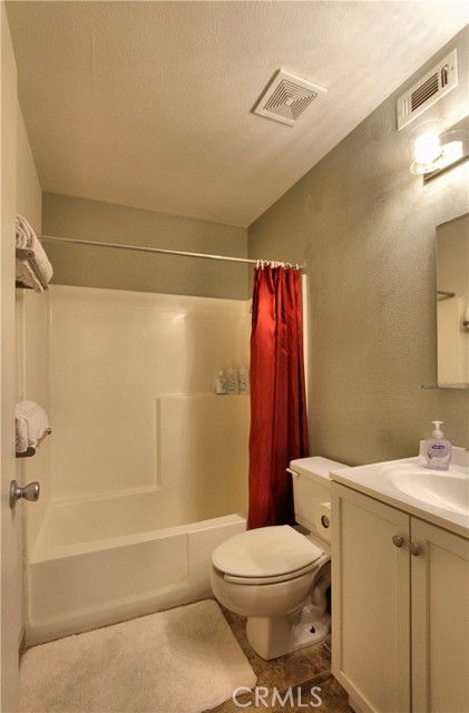 Image 11 for 5125 Waverly DR #B8
