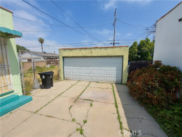 Image 3 for 539 W 106Th St, Los Angeles, CA 90044