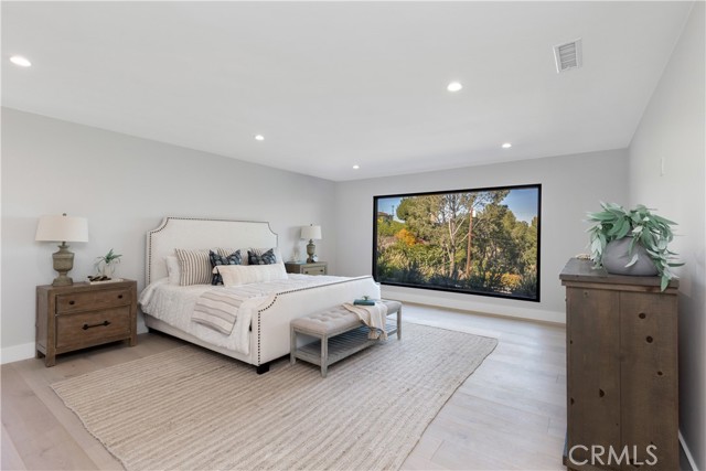 34 Deerhill Drive, Rolling Hills Estates, California 90274, 4 Bedrooms Bedrooms, ,3 BathroomsBathrooms,Residential,Sold,Deerhill,SB22242492
