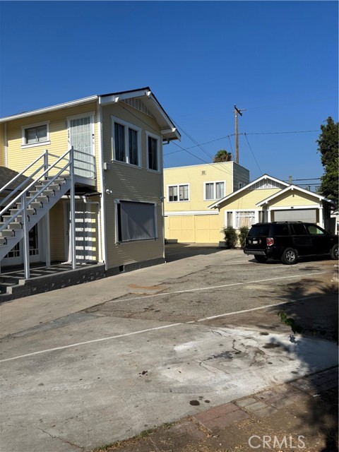 Detail Gallery Image 4 of 5 For 732 Saint Louis Ave, Long Beach,  CA 90804 - – Beds | – Baths