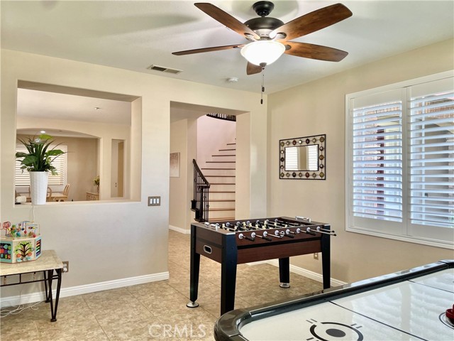 Detail Gallery Image 10 of 57 For 8004 Palm View Ln, Riverside,  CA 92508 - 6 Beds | 4/1 Baths