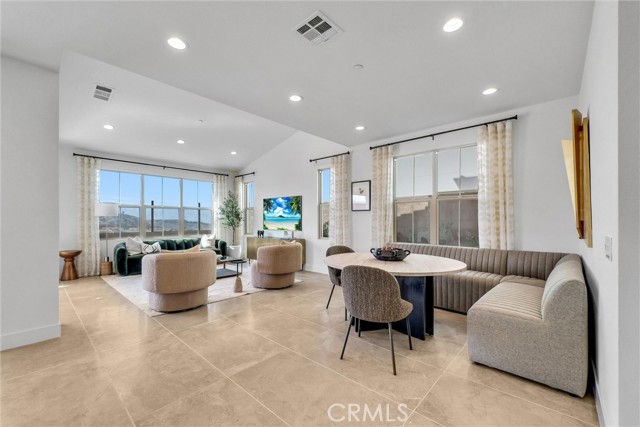 218 Collino, Irvine CA: https://media.crmls.org/medias/ea8ed144-b909-40db-ac7c-d872509ff220.jpg