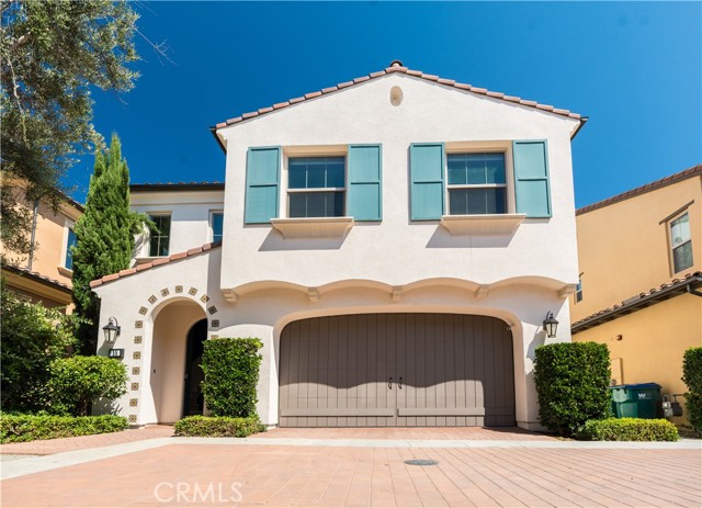 55 Decker, Irvine CA: https://media.crmls.org/medias/ea8f1a44-9afb-4a63-a82e-7252e15e43e3.jpg